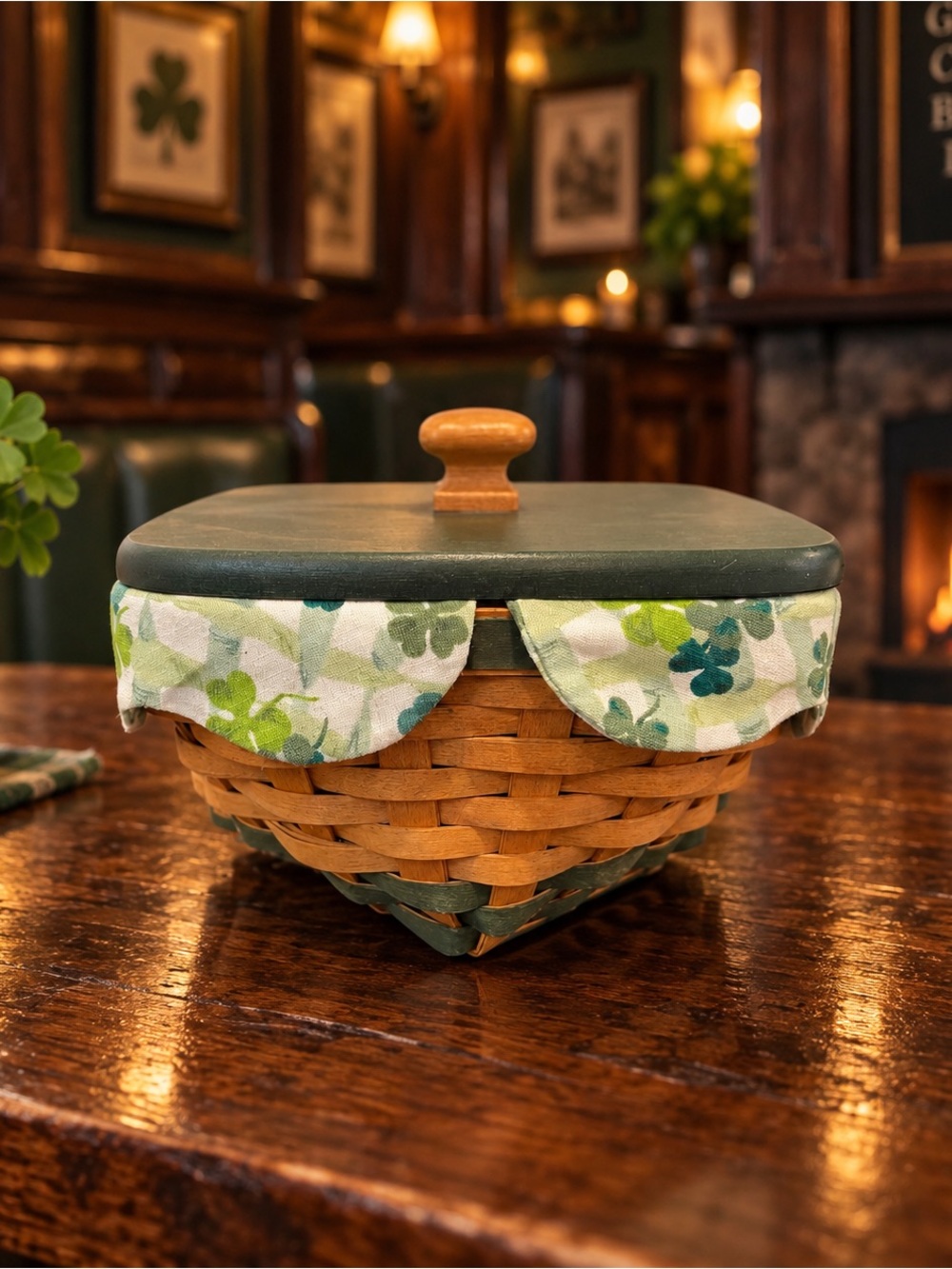 Longaberger 2006 “Lucky Twist” Basket St. Patrick's Day Edition